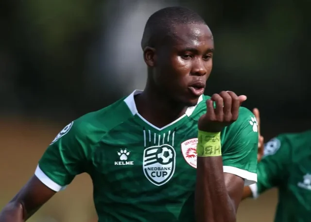 Kaizer Chiefs Transfer Scouting: Why Amakhosi Must Sign Vuyo Letlapa Kaizer Chiefs transfer news, Vuyo Letlapa, Sekhukhune United, Amakhosi scouting report, Bradley Cross, Betway Premiership transfers, Kaizer Chiefs left-back.
