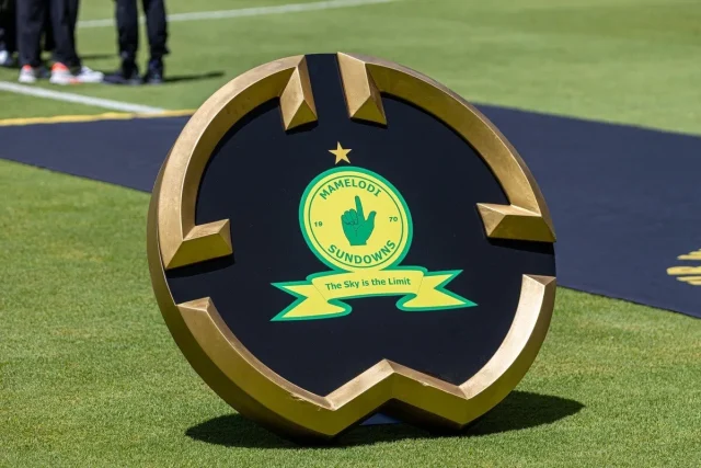 Mamelodi Sundowns transfer news 2026, Peter Shalulile contract expiration, Zimbabwe Premier Soccer League champions, Khama Billiat Knowledge Musona Scottland FC, FARPost transfer rumors. Shock Move: Mamelodi Sundowns Star Targeted in R4.1m Transfer Scoop. Peter Shalulile Scottland FC transfer