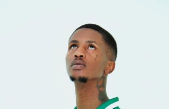 New Haircut, New Journey: Emtee Cuts His Iconic Dreadlocks to Signal a Major Rebrand Emtee cuts dreadlocks, Emtee new haircut 2026, Emtee the Hustler rebrand, SA Hip Hop news, Emtee new music chapter, Roll Up rapper haircut. Emtee Cuts His Iconic Dreadlocks: Inside the Rapper's 2026 Rebrand