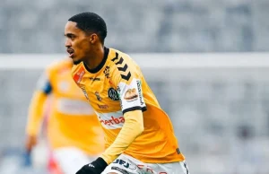 Chloorkop Breakthrough: Mamelodi Sundowns Agree Deal to Sign Antonio van Wyk from SV Ried Antonio van Wyk Mamelodi Sundowns, Sundowns transfer news, SV Ried transfer, Betway Premiership transfer rumors, Mazola Molefe, Stellenbosch FC. Mamelodi Sundowns close in on their first major transfer window signing. Deal agreed with SV Ried for winger Antonio van Wyk, medical complete.