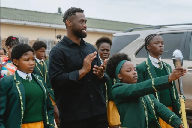 R2.5M Raised: Siya Kolisi & Good Work Foundation Shine at London Gala Siya Kolisi charity, Good Work Foundation, Steadfast Africa gala 2026, rural digital education South Africa, Springbok captain foundation. Kolisi Foundation fundraising gala London. R2.5M Raised: Siya Kolisi & Good Work Foundation Shine at London Gala