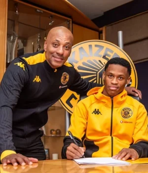 Bargain Hunting at Naturena: The Full List of Free Agents Signed by Kaizer Chiefs in the Past 12 Months Kaizer Chiefs free agents, Kaizer Chiefs transfer news, Thabo Moloisane, Fernando Da Cruz, Betway Premiership transfers. Kaizer Chiefs Free Agents: Every Free Transfer Signed in Past 12 Months