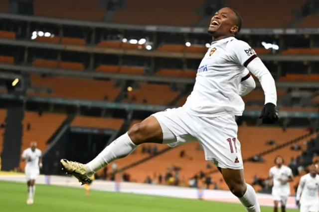 Swap Deal Tabled: Kaizer Chiefs Launch Cash Plus Players Bid for Phili Langelihle Phili Kaizer Chiefs transfer, Stellenbosch FC player swap deal, Fernando Da Cruz new signings, Mazola Molefe SABC Sport breaking news, Betway Premiership transfer rumors 2026. Swap Deal Tabled: Kaizer Chiefs Launch Cash Plus Players Bid for Phili