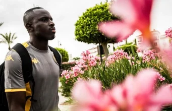 Kaizer Chiefs Transfer Hub: Big-Money Lilepo Windfall, Squad Clean-Out & Pre-Season Injury Blow Kaizer Chiefs transfer report, Glody Lilepo profit, Paseka Mako injury. Khanyisa Mayo permanent transfer, AS FAR Lilepo, Kaizer Chiefs departures, Flavio Silva, Naturena latest news