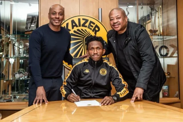 Historic Signings: Kaizer Chiefs Announce Tanzanian Star Adolf Bitegeko Kaizer Chiefs new signing Adolf Bitegeko, Adolf Mtasingwa Bitegeko Kaizer Chiefs, Kaizer Chiefs Tanzanian player. Azam FC Kaizer Chiefs transfer, Fernando Da Cruz new signings 2026, Betway Premiership transfer news, Amakhosi transfer wrap