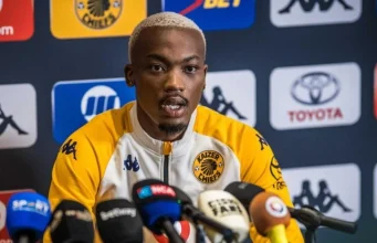 Done Deal: Kaizer Chiefs Secure Khanyisa Mayo on Permanent Transfer Khanyisa Mayo, Kaizer Chiefs new signing, Khanyisa Mayo transfer, CR Belouizdad, Fernando Da Cruz, Betway Premiership transfers.