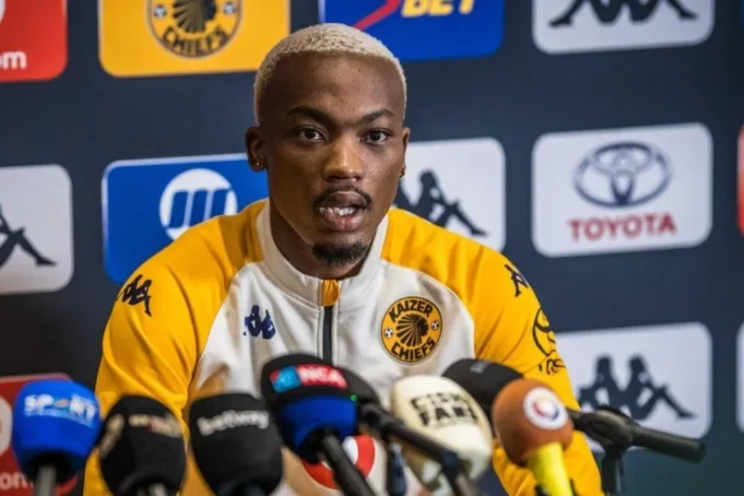 Done Deal: Kaizer Chiefs Secure Khanyisa Mayo on Permanent Transfer Khanyisa Mayo, Kaizer Chiefs new signing, Khanyisa Mayo transfer, CR Belouizdad, Fernando Da Cruz, Betway Premiership transfers.