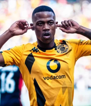 Naturena Clearance: Ashley du Preez Faces Tough Pay-Cut or Swap Decision Kaizer Chiefs transfer news, Stellenbosch FC signings, Langelihle Phili Chiefs, PSL transfer updates, George Matlou Stellies. Ashley du Preez Transfer Dilemma: Pay-Cut or Stellenbosch Return?. Ashley du Preez Kaizer Chiefs