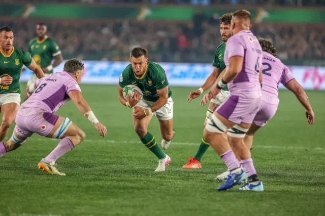 Chasing History: Handré Pollard Closes In on Percy Montgomery’s Record Handre Pollard all time points record, Percy Montgomery springbok top scorer, most points scored for springboks, Handre Pollard stats vs Scotland, next Springbok test matches. Chasing History: Handré Pollard Closes In on Percy Montgomery’s Record