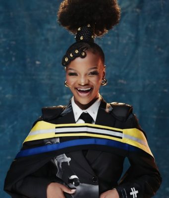 From “Maftown” to Wits Honours: Botlhale Boikanyo Celebrates Graduation Milestone Botlhale Boikanyo graduation. Botlhale Boikanyo Wits University. Botlhale Boikanyo Honours degree. South African celebrities graduating 2026. Botlhale Boikanyo Graduates with Wits Honours in Film & TV