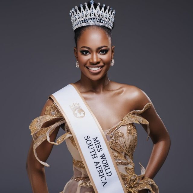 Romanda Hombir Crowned Miss World South Africa 2026 Romanda Hombir Miss World South Africa 2026, Miss World SA 2026 winner, Miss World 2026 Vietnam. Caring Purpose Foundation founder, Mpumalanga Miss World SA, Nelson Mandela Day pageant crowning, South African beauty queens.