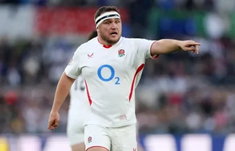 Battle Lines Drawn: Borthwick Unleashes England Lineup for Ellis Park Epic Against Springboks England team vs Springboks, Steve Borthwick, Fin Smith, Henry Pollock, Nations Championship rugby, Ellis Park kick off. England Team to Face Springboks: Fin Smith Starts, Pollock Benched