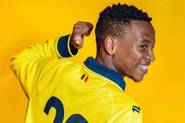 Relebohile Mofokeng farewell speech, Kaizer Chiefs joke, Orlando Pirates news, Union Saint-Gilloise transfer, Soweto Derby rivalry, Betway Premiership. Relebohile Mofokeng Jokes About Kaizer Chiefs Ahead of Belgium Flight
