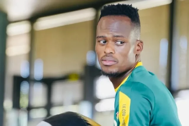 Orlando Pirates transfer news Bafana Bafana World Cup 2026, Relebohile Mofokeng transfer, Betway Premiership transfer rumors, Kaizer Chiefs vs Orlando Pirates, Mamelodi Sundowns news. Orlando Pirates transfer news, Oswin Appollis Porto, Evidence Makgopa Sporting CP, Thabang Matuludi transfer
