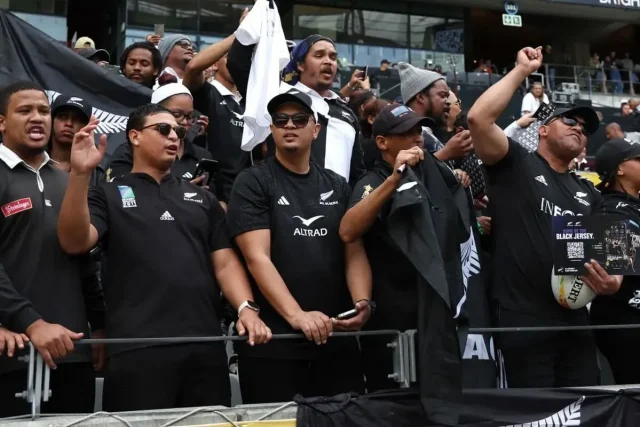 Cape Crusaders, All Blacks tour South Africa 2026, Cape Town Stadium welcome event, Springboks vs All Blacks, Dave Rennie, SA Rugby, Mark Alexander. Cape Crusaders Cross the Line at All Blacks Welcome Ceremony