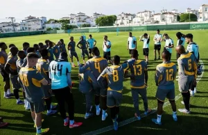 Kaizer Chiefs Transfers: Five New Signings, But One Already Facing Fan Backlash Kaizer Chiefs new signings. Kaizer Chiefs transfer news. Kaizer Chiefs transfers 2026. Khanyisa Mayo. Adolf Mtasingwa. Thabo Moloisane. Renaldo Leaner. Langelihle Phili. Amakhosi transfer news. Kaizer Chiefs squad. Kaizer Chiefs latest news. Betway Premiership. Kaizer Chiefs transfers