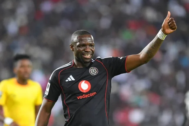 Tshegofatso Mabasa Joins Maghreb de Fes | Orlando Pirates Transfer Tshegofatso Mabasa, Orlando Pirates transfer news, Maghreb de Fes, Moroccan Botola Pro, CAF Champions League, South African football transfers. Tshegofatso Mabasa Joins Maghreb de Fes | Orlando Pirates Transfer.