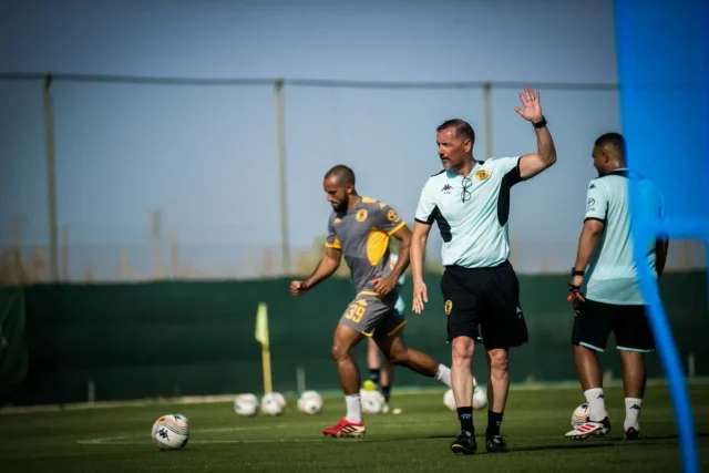 Kaizer Chiefs, Owen Da Gama, Fernando Da Cruz, Ignacio Miguel. Kruger United, Betway Premiership, Amakhosi defense, MTN8 Golden Arrows