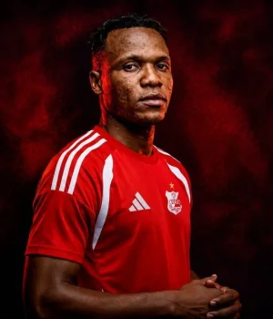Transfer Official: Glody Lilepo Completes Permanent Switch to Al Ahly Benghazi Glody Lilepo, Kaizer Chiefs, Al Ahly Benghazi, PSL transfer news. Amakhosi, Betway Premiership, DR Congo football, Nedbank Cup