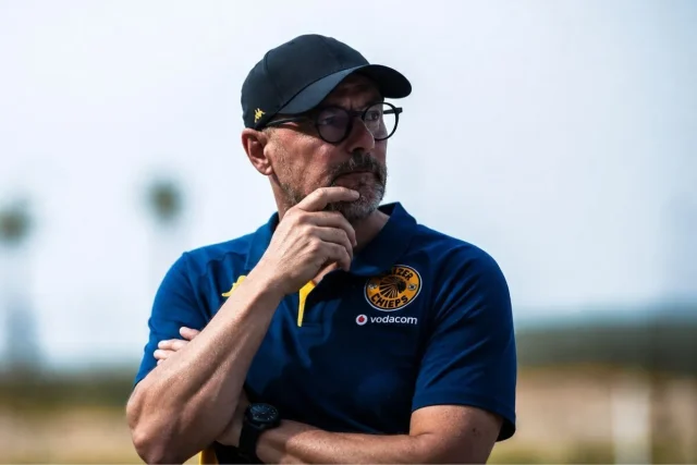 Fernando Da Cruz Faces Selection Dilemma After Langelihle Phili Joins Kaizer Chiefs Kaizer Chiefs, Fernando Da Cruz, Langelihle Phili, Asanele Velebayi. Betway Premiership, Amakhosi tactical analysis, Naturena, PSL transfer news