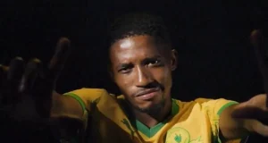 Monnapule Saleng Frozen Out at Mamelodi Sundowns as Miguel Cardoso Explains Decision Monnapule Saleng. Monnapule Saleng Sundowns. Saleng Sundowns news. Mamelodi Sundowns. Miguel Cardoso. Saleng latest news. Saleng disciplinary issue. Saleng Orlando Pirates. Sundowns transfer news. Mamelodi Sundowns latest news. Saleng frozen out. Saleng training separately. PSL news. South African football. Betway Premiership. Sundowns 2026/27.
