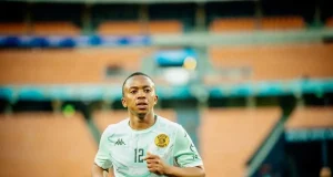Kaizer Chiefs Fans Growing Frustrated With Nkosingiphile Ngcobo Kaizer Chiefs news. Kaizer Chiefs fans. Nkosingiphile Ngcobo. Ngcobo stats. Kaizer Chiefs midfield. Kaizer Chiefs latest news. Kaizer Chiefs transfers. Kaizer Chiefs vs Golden Arrows. Betway Premiership. Amakhosi news. PSL news. Kaizer Chiefs squad. Nkosingiphile Ngcobo Kaizer Chiefs