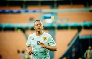 Kaizer Chiefs Fans Growing Frustrated With Nkosingiphile Ngcobo Kaizer Chiefs news. Kaizer Chiefs fans. Nkosingiphile Ngcobo. Ngcobo stats. Kaizer Chiefs midfield. Kaizer Chiefs latest news. Kaizer Chiefs transfers. Kaizer Chiefs vs Golden Arrows. Betway Premiership. Amakhosi news. PSL news. Kaizer Chiefs squad. Nkosingiphile Ngcobo Kaizer Chiefs
