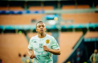 Kaizer Chiefs Fans Growing Frustrated With Nkosingiphile Ngcobo Kaizer Chiefs news. Kaizer Chiefs fans. Nkosingiphile Ngcobo. Ngcobo stats. Kaizer Chiefs midfield. Kaizer Chiefs latest news. Kaizer Chiefs transfers. Kaizer Chiefs vs Golden Arrows. Betway Premiership. Amakhosi news. PSL news. Kaizer Chiefs squad. Nkosingiphile Ngcobo Kaizer Chiefs