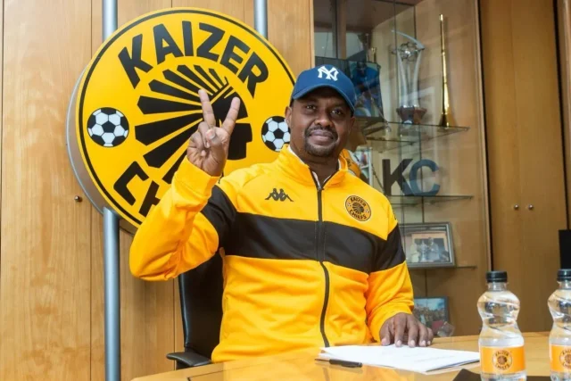 Kaizer Chiefs vs Sekhukhune: Former Coach Cédric Kaze Returns to FNB Kaizer Chiefs news. Cédric Kaze. Sekhukhune United. Kaizer Chiefs vs Sekhukhune. Kaizer Chiefs fixture. Betway Premiership. Kaizer Chiefs coach. Fernando Da Cruz. Daniel Cardoso. Kaizer Chiefs FNB Stadium. Sekhukhune United news. PSL fixtures. Amakhosi news. Kaizer Chiefs vs Sekhukhune United