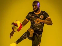 ‘I Always Wanted to Play for Orlando Pirates’ – Ex-Chiefs & Sundowns Captain Opens Up Ramahlwe Mphahlele Pirates. Ramahlwe Mphahlele interview. Orlando Pirates transfer news. Mphahlele Chiefs. Mphahlele Sundowns. Former Kaizer Chiefs captain. Former Sundowns captain. Orlando Pirates transfer history. Stanley Tshabalala. Orlando Pirates news. Kaizer Chiefs news. Mamelodi Sundowns news. PSL news. South African football. Ramahlwe Mphahlele Orlando Pirates