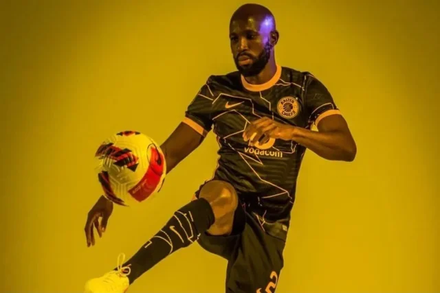 Ramahlwe Mphahlele Reveals He Always Wanted to Play for Orlando Pirates Ramahlwe Mphahlele Pirates. Ramahlwe Mphahlele interview. Orlando Pirates transfer news. Mphahlele Chiefs. Mphahlele Sundowns. Former Kaizer Chiefs captain. Former Sundowns captain. Orlando Pirates transfer history. Stanley Tshabalala. Orlando Pirates news. Kaizer Chiefs news. Mamelodi Sundowns news. PSL news. South African football. Ramahlwe Mphahlele Orlando Pirates
