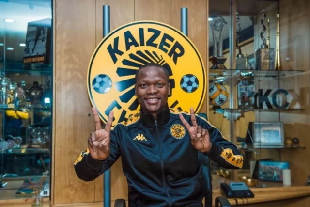 Miguel Inacio Praises Thabo Moloisane After Kaizer Chiefs Debut Thabo Moloisane Chiefs debut. Miguel Inacio. Kaizer Chiefs latest news. Kaizer Chiefs transfer news. Kaizer Chiefs vs Sundowns. Kaizer Chiefs new signings. Thabo Moloisane. Amakhosi. Betway Premiership. Mamelodi Sundowns. Kaizer Chiefs defence. Thabo Moloisane Kaizer Chiefs