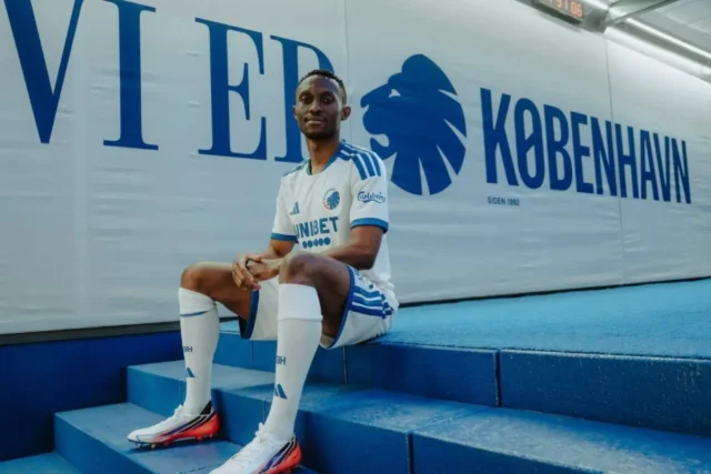 Thapelo Maseko Transfer Fee Revealed as FC Copenhagen Move Confirmed Thapelo Maseko FC Copenhagen. Maseko Sundowns transfer. FC Copenhagen transfer news. Mamelodi Sundowns transfer news. Thapelo Maseko transfer. Bafana Bafana star. Thapelo Maseko salary. South African players in Europe. FC Copenhagen South African players. Maseko transfer fee. Thapelo Maseko transfer fee
