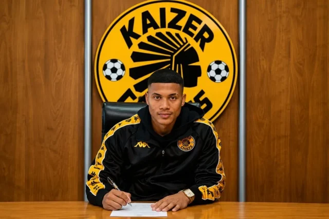 Kaizer Chiefs: Faiz Abrahams Hints at New Jersey Number Faiz Abrahams. Kaizer Chiefs. Faiz Abrahams jersey number. Faiz Abrahams shirt number. Kaizer Chiefs latest signing. Kaizer Chiefs transfer news. Kaizer Chiefs new signing. Amakhosi. Kaizer Chiefs squad. Faiz Abrahams debut. Fernando Da Cruz. PSL transfer news. South African football. Kaizer Chiefs news. Faiz Abrahams Kaizer Chiefs