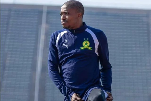 Monnapule Saleng: Agent Reveals Deeper Psychological Struggles at Sundowns Monnapule Saleng psychological struggles. Monnapule Saleng. Saleng Sundowns. Mamelodi Sundowns. Saleng latest news. Saleng agent. Karabo Mathang-Tshabuse. Saleng disciplinary issues. Saleng mental health. Orlando Pirates. Orbit College FC. Miguel Cardoso. PSL news. South African football. Monnapule Saleng, Mamelodi Sundowns, Saleng news, PSL, South African football, Miguel Cardoso, Karabo Mathang-Tshabuse, Orlando Pirates, Orbit College, Sundowns news