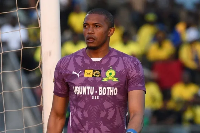 Mamelodi Sundowns Goalkeeper Jody February Joins Siwelele FC on Loan Ahead of 2026/27 PSL Season Jody February transfer news. Jody February Siwelele FC loan. Mamelodi Sundowns goalkeeper news. Sundowns latest transfer updates. Siwelele FC signings 2026. Betway Premiership news. PSL transfer news. Ronwen Williams Sundowns. South African football transfers