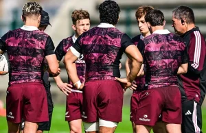 Rassie Erasmus Warns Springboks About All Blacks’ Unusual New Kicking Tactic Rassie Erasmus latest news. Springboks vs All Blacks. Springboks All Blacks 2026. All Blacks new tactic. Springboks team news. Rassie Erasmus tactics. South Africa vs New Zealand rugby. Springboks rugby news. All Blacks kicking strategy. Rugby Championship 2026. Ellis Park Springboks. Springboks vs New Zealand Test. Rassie Erasmus All Blacks tactic