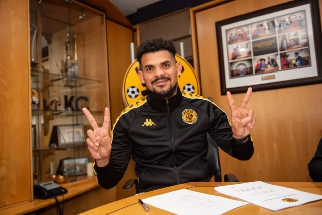 Kaizer Chiefs Brandon Petersen. Renaldo Leaner. Brandon Petersen latest. Kaizer Chiefs goalkeeper. Kaizer Chiefs goalkeeping. Kaizer Chiefs news. Kaizer Chiefs latest news. Fernando da Cruz. Kaizer Chiefs squad. Bafana Bafana goalkeeper. PSL news. Betway Premiership
