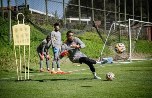 Kaizer Chiefs Legend Brian Baloyi Questions Brandon Petersen’s Form Brandon Petersen. Brian Baloyi. Brandon Petersen latest news. Kaizer Chiefs goalkeeper. Kaizer Chiefs goalkeeper debate. Renaldo Leaner. Bruce Bvuma. Kaizer Chiefs news. Kaizer Chiefs latest. Fernando Da Cruz. Kaizer Chiefs vs Richards Bay. Betway Premiership. PSL news