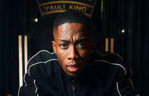 Roiii Brings Back ‘Singing Roiii’ With New Single ‘Hold Myself’ Roiii Hold Myself. Roiii new song 2026. Roiii Hold Myself release. Singing Roiii is back. Oratile Kgotso Kgobe. Roiii new single. South African hip-hop. South African rapper. Roiii music. Pretoria rapper. Roiii latest news