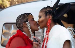 ROYAL HONOURS: Simphiwe Dana & Thandiswa Mazwai to Receive Highest Tribute at Basadi in Music Awards Basadi in Music Awards, Simphiwe Dana, Thandiswa Mazwai, King Tha, South African women in music, Gallo100, Mzansi music awards. Simphiwe Dana & Thandiswa Mazwai Honoured at Basadi in Music Awards