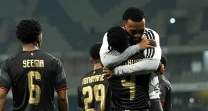 Orlando Pirates Overtake Kaizer Chiefs as Sundowns Record Comes Into Sight Orlando Pirates away unbeaten record. Orlando Pirates latest news. Orlando Pirates record. Orlando Pirates unbeaten run. Orlando Pirates away record. Kaizer Chiefs record. Mamelodi Sundowns record. Abdeslam Ouaddou. Orlando Pirates 2026. Betway Premiership. PSL records. Orlando Pirates vs Kruger United. Pirates unbeaten away
