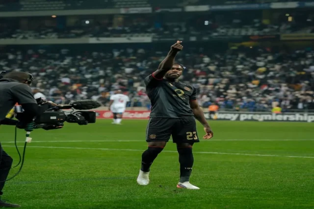 Orlando Pirates Face Gamphani Lungu Injury Blow Ahead of Champions League Orlando Pirates, Gamphani Lungu, Mohau Nkota, Abdeslam Ouaddou, Oswin Appollis, Tshepang Moremi, CAF Champions League, PSL, Betway Premiership, Pirates News