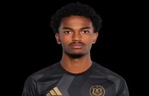 Orlando Pirates unleash teenage defender Cristian Derbyshire in CAF Champions League Cristian Derbyshire Orlando Pirates debut. Cristian Derbyshire. Orlando Pirates young defender. Orlando Pirates CAF Champions League. Orlando Pirates DDC. Abdeslam Ouaddou. Pirates youth players. Orlando Pirates latest news. La Cure Sylvester vs Orlando Pirates. CAF Champions League 2026/27. Pirates academy