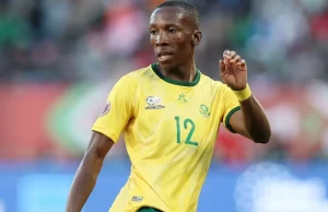 Elias Mokwana Leaves Espérance: Could Kaizer Chiefs Make a Move? Elias Mokwana. Elias Mokwana Kaizer Chiefs. Elias Mokwana transfer. Elias Mokwana Espérance. Kaizer Chiefs transfer news. Kaizer Chiefs latest news. Bafana Bafana. PSL transfer news. Elias Mokwana free agent. Espérance Sportive de Tunis. South African football transfers