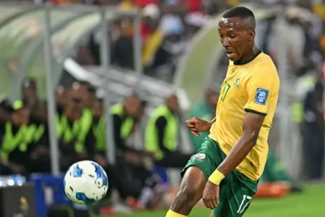 Elias Mokwana Wydad. Elias Mokwana transfer. Elias Mokwana latest news. Bafana Bafana Elias Mokwana. Wydad Casablanca. Wydad transfer news. Elias Mokwana Espérance. Mokwana free agent. Wydad South African players. Rulani Mokwena Wydad. South African football transfers. Bafana Bafana transfer news