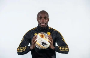 Kaizer Chiefs turn to Etiosa Ighodaro as striker crisis deepens Kaizer Chiefs striker crisis. Etiosa Ighodaro. Kaizer Chiefs latest news. Khanyisa Mayo injury. Flavio Silva injury. Kaizer Chiefs strikers. Chiefs striker options. Fernando Da Cruz. Kaizer Chiefs Betway Premiership. Junior Khanye
