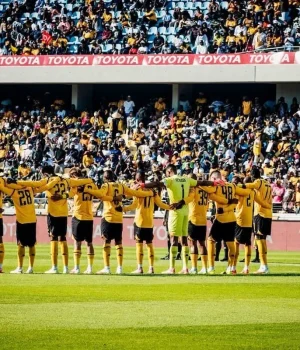 Kaizer Chiefs Face Early Title Race Test After Another Draw Kaizer Chiefs title race. Kaizer Chiefs latest news. Kaizer Chiefs title chances. Kaizer Chiefs Betway Premiership. Kaizer Chiefs 2026/27. Kaizer Chiefs vs Golden Arrows. Fernando Da Cruz. Renaldo Leaner. Brandon Petersen. Mamelodi Sundowns. Orlando Pirates. Kaizer Chiefs results. Betway Premiership table. Amakhosi news. Kaizer Chiefs transfer news. South African football