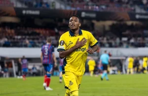 Relebohile Mofokeng Delivers Again as Ex-Orlando Pirates Star Makes His Mark in Belgium Relebohile Mofokeng. Relebohile Mofokeng latest. Mofokeng Union Saint-Gilloise. Rele Mofokeng Belgium. Mofokeng Royal Antwerp. Mofokeng assist. Mofokeng Europa League. Orlando Pirates. Orlando Pirates latest. Mofokeng transfer. Union Saint-Gilloise. Belgian Pro League. South African footballers in Europe. Bafana Bafana. Mofokeng goals and assists