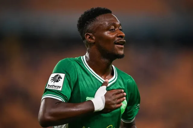 Thandolwenkosi Ngwenya PSL record. Thandolwenkosi Ngwenya. Zimbabwean striker. AmaZulu FC. AmaZulu striker. PSL scoring record. Betway Premiership. PSL history. Esau Kanyenda. Grant Young. Zimbabwe football